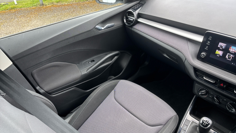 Skoda Fabia 1.0 MPI 80 Colour Edition 5dr Petrol Hatchback